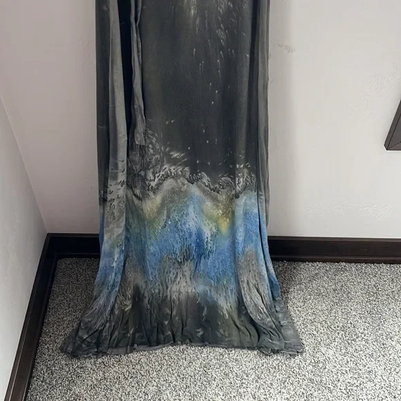 Women’s Soft Maxi Dress - Picture 3 of 9